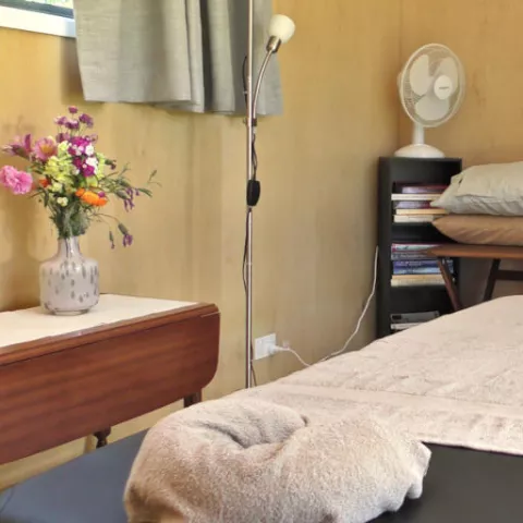 Massage table and towels